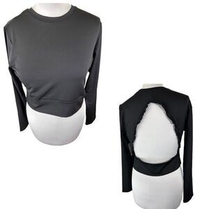 Tek Gear SZ XL Women's NWT Ruffle Cut‎ Out Long Sleeve Black Workout Gear